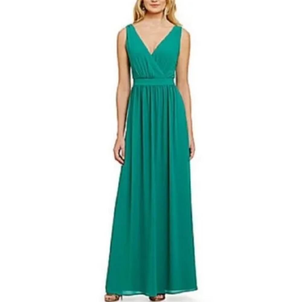 BELLE BADGLEY MISCHKA emerald green sleeveless formal dress gown